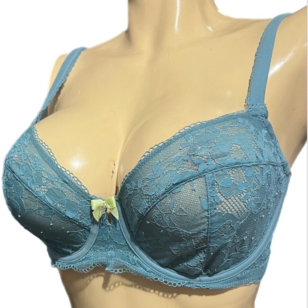 Victoria’s Secret Body by Victorias underwire unlined lace bra teal 34DD